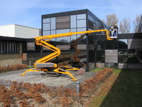 Articulated crawler lifts
